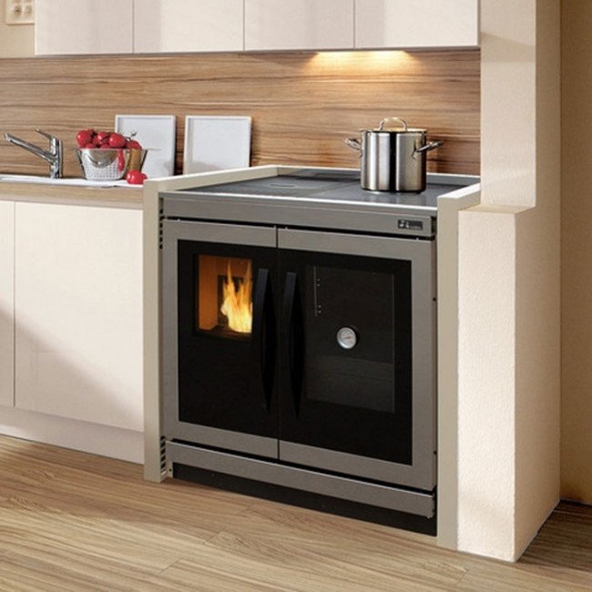 Strong Pelletherd 12 kW – Automatische Zündung und Programmierung – Bild 2
